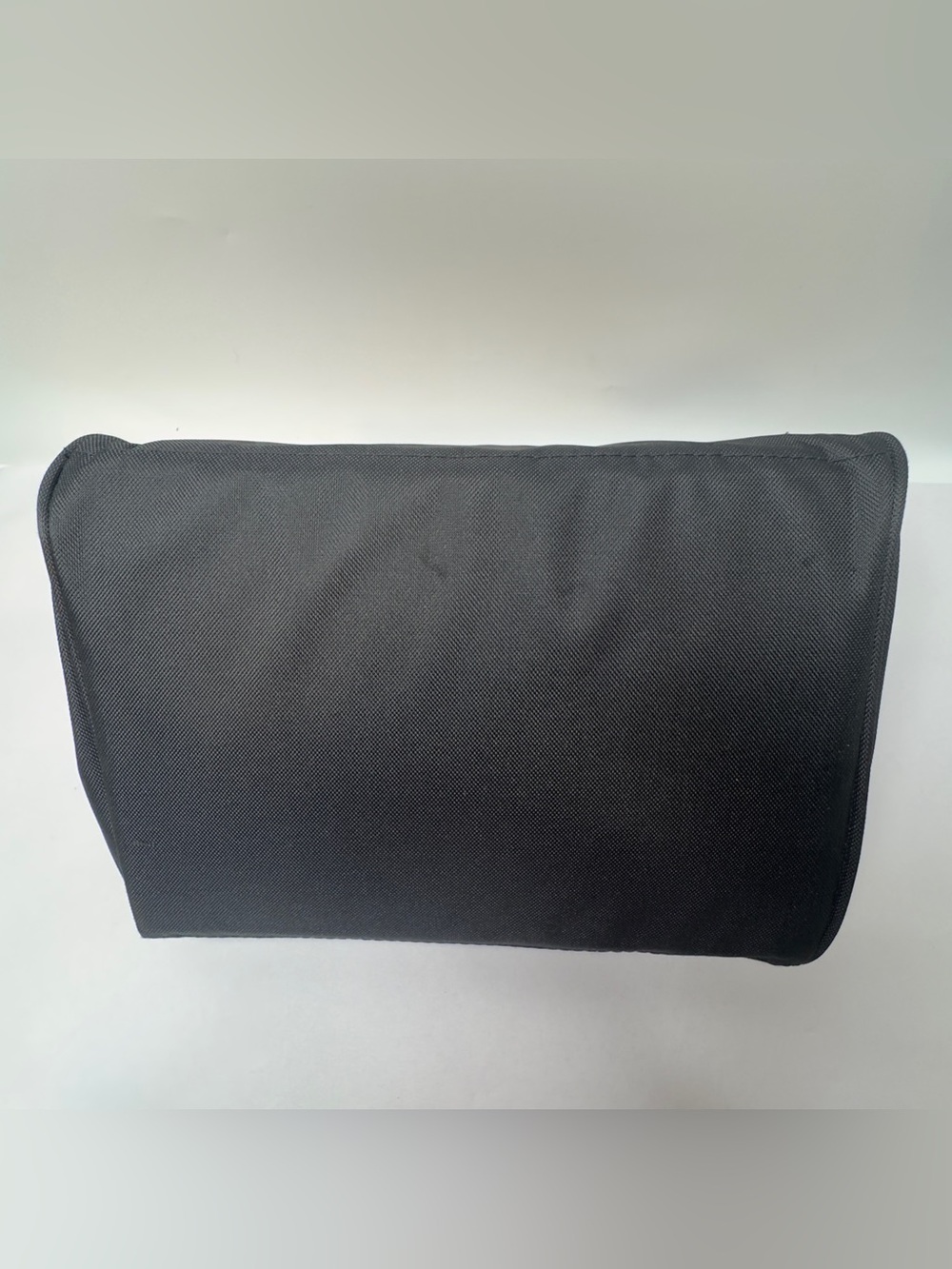 Dewalt Geuine OEM  11x9x6 Nylon Tool Bag (N294699) - Picture 8 of 11